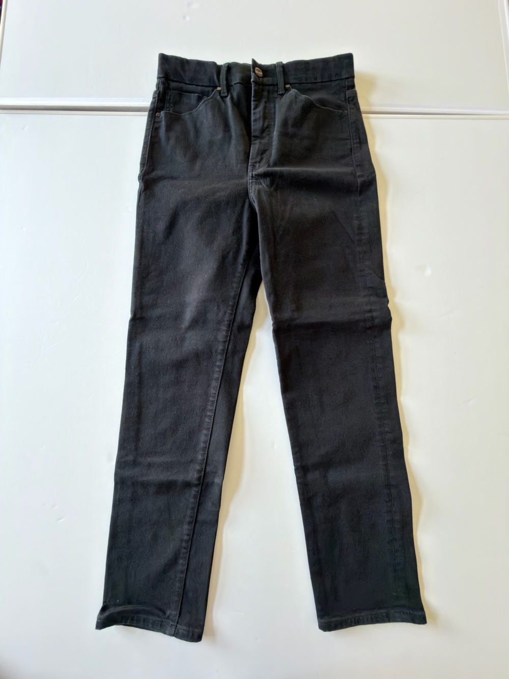 Express Women’s Black Slim Straight Jeans